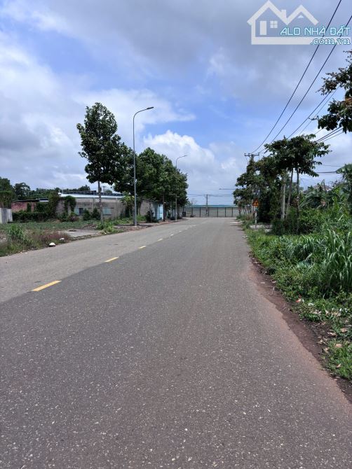 Đất chính chủ ra gấp lô đất ở đường số 28 Hoà Long Bà Rịa 140m sổ sẵn - 3