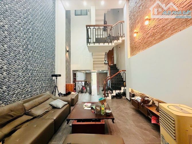 BÁN NHÀ 5 TẦNG – GARA Ô TÔ – THANG MÁY – DƯƠNG QUẢNG HÀM, 4x15 Full Nội Thất Giá 9,5 Tỷ - 3