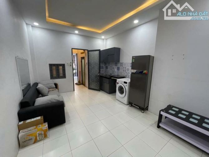 Giảm 500tr - CHDV Phan Xích Long, PN - 4 tầng - 8,5 tỷ - 3
