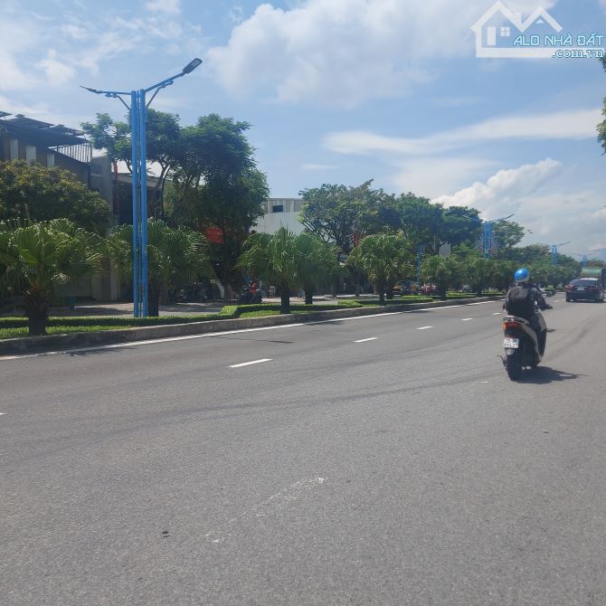CHỦ CẦN TIỀN 💥💥💥 BÁN GẤP NHÀ 3.5 TẦNG MẶT TIỀN HOÀI THANH, S216m², GIÁ 18.5 TỶ. - 2
