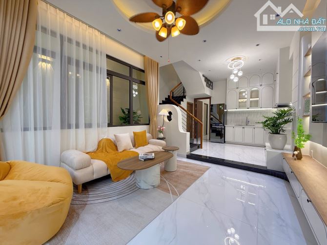 Nhà Đẹp Trung Tâm Kiệt Rộng 5-7m oto đậu đỗ trước nhà - 3