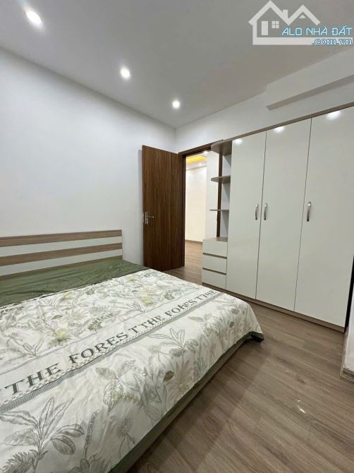 Bán căn hộ NO2 Phố Chùa Láng 95m2 3pn - 2vs 7,7 tỷ full NT, hướng mát - 3