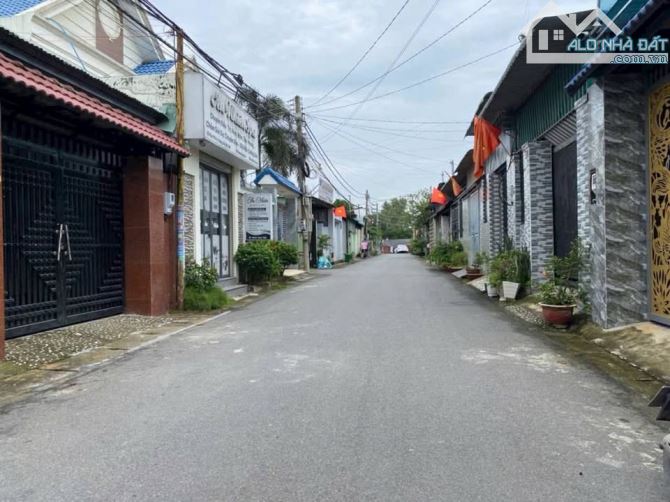 Bán nhanh căn nhà Đ.Trần Tử Bình - củ chi - 125m2 - sổ riêng . Giá 815 Triệu - 3