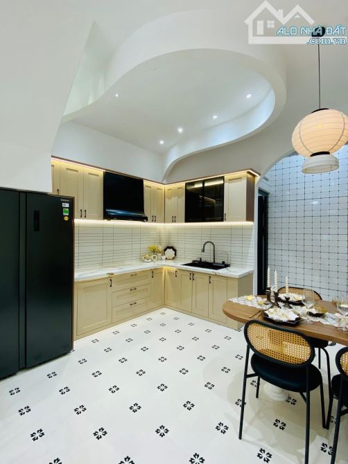 BÁN NHÀ CÓ HỢP ĐỒNG THUÊ SẴN 27TRIỆU - ĐINH CÔNG TRÁNG, QUẬN 1 - GIÁ 5.93TỶ/52M2(4m x 13m) - 3