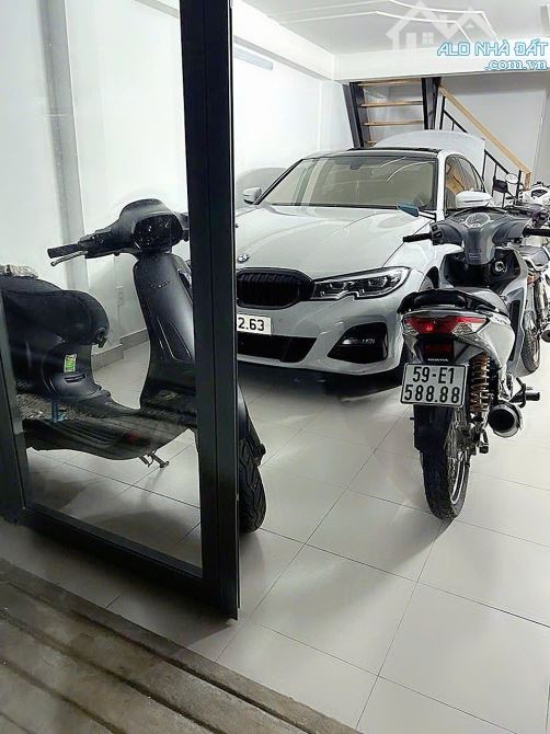 BÁN NHÀ HXH NGUYỄN HỮU CẢNH P.22 (SÁT NHẬP Q1) – DT 4.7x16m, CN 63.2m² – 1 TRỆT 1 LỬNG 3 L - 3