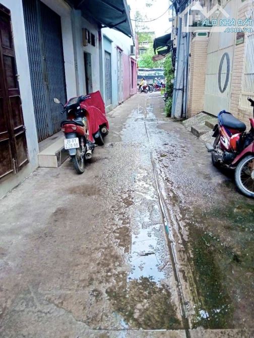 Ngay chợ Hoàng Hoa Thám, F14 Tân Bình - 60m2, 4 PN, đường 3.5m, gần mặt tiền - 6. tỷ - 3