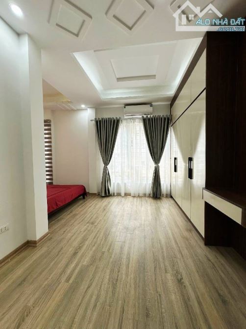 Hoàng Hoa Thám - Ngọc Hà Ba Đình  -NHÀ ĐẸP Ở NGAY- CHỦ TẶNG LẠI TOÀN BỘ NỘI THẤT-NGÕ THÔNG - 3