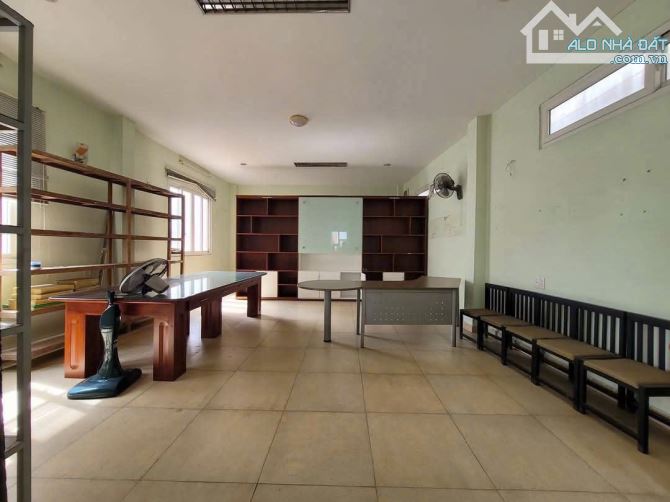 CẦN BÁN NHÀ MẶT TIỀN ĐƯỜNG HOÀNG DIỆU GẦN GIAO VỚI NGUYỄN TRI PHƯƠNG - 3