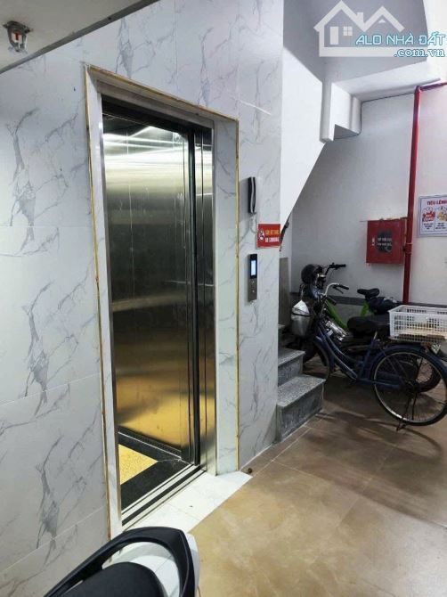 bán nhà Ngõ Nguyễn Hy Quang (Ngõ Giếng)Đống Đa DT 40m, (từ T2 45m) 5 Tầng, MT 9m - 3