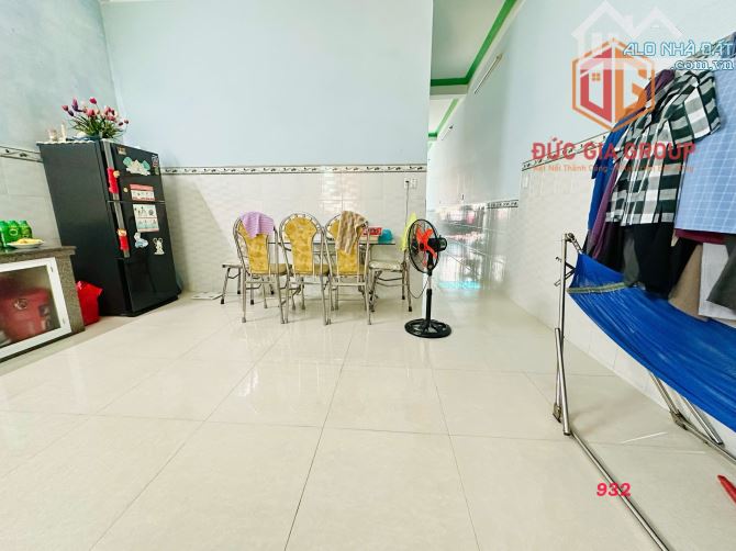 Bán nhà 1 trệt 1 lầu trong KDC Tân Phong vị trí gần công viên giá 4,3 tỷ - 3