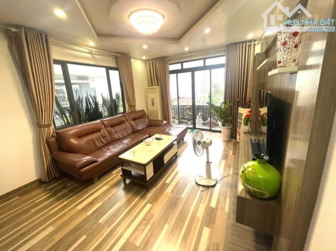 🏡 BÁN NHÀ 4,5 TẦNG – LÔ GÓC XẺ KHE TĐC XI MĂNG, SỞ DẦU – HỒNG BÀNG – HẢI PHÒNG 🏡  • Diện - 3