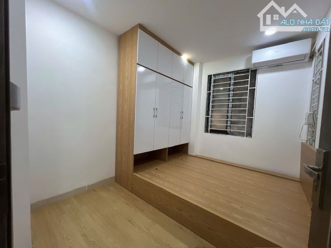 Cho thuê - Căn 2 ngủ và 3 ngủ ở Phố Vọng và Minh Khai - 3