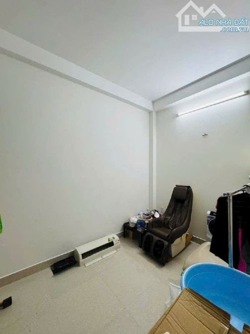 BÁN NHÀ BÌNH TÂN GIÁP TÊN LỬA - 40M2 - HẺM 6M - 3 TẦNG ĐÚC - CHỈ HƠN 4 TỶ TL - 3