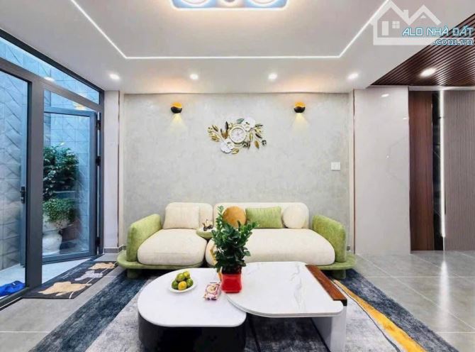 VỀ QUÊ BÁN LẠI CĂN NHÀ ĐƯỜNG HOA LAN,P7,PHÚ NHUẬN-GIÁ:4TỶ800/55,9M2(4,3X13)-SỔ HỒNG RIÊNG - 3