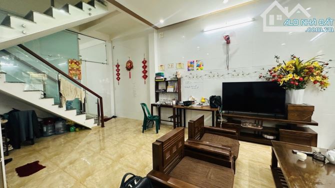 ⸻  Bán nhà 2 tầng mặt tiền Kinh Dương Vương – Liên Chiểu – 100m² – giá 9.8 tỷ  – Diện tíc - 3