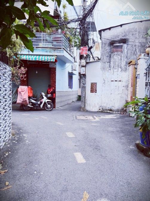 “GẤP BÁN GIẢM 100 TRIỆU, NHÀ 3 TẦNG ĐẸP LINH CHIỂU-HIẾM ,NỞ HẬU  22M2, (2.6❌8M)-3PN -CÔNG - 3