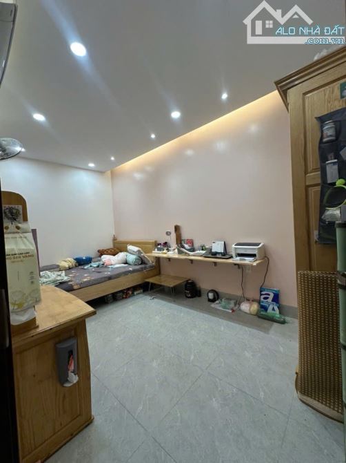 Biệt Thự Mini Ngang Bề Thế Hơn 6,7m - 4 Tầng - 5PN - Hơn 88m2/sàn - 7,68Tỷ TL Tốt - 3