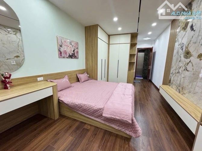 Phân lô Xuân Đỉnh, 36m2 chỉ 8.x tỷ, gần CV Hoà Bình, ô tô đỗ, sát phố, full nội thất đẹp - 3