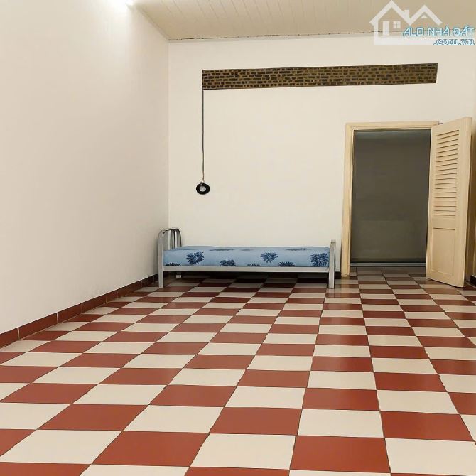 Nhà trung tâm Quận 3 - Hẻm Cách Mạng Thàng Tám - Sổ vuông 86 m2 - 2 Tầng - 8 tỷ - 3