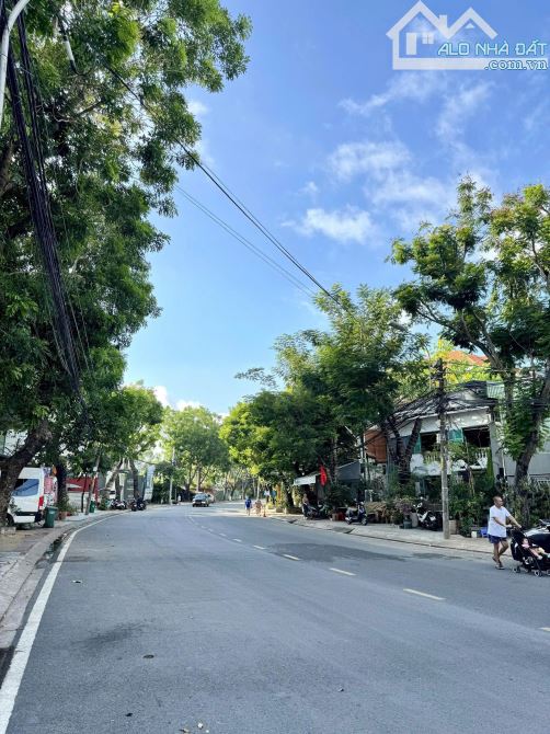 Bán Đất Xây Hầm 7 Tầng MT Nguyễn Văn Hưởng,Thảo Điền,Q2 DT:330m2(10mx33m)-Giá 132 Tỷ TL - 3