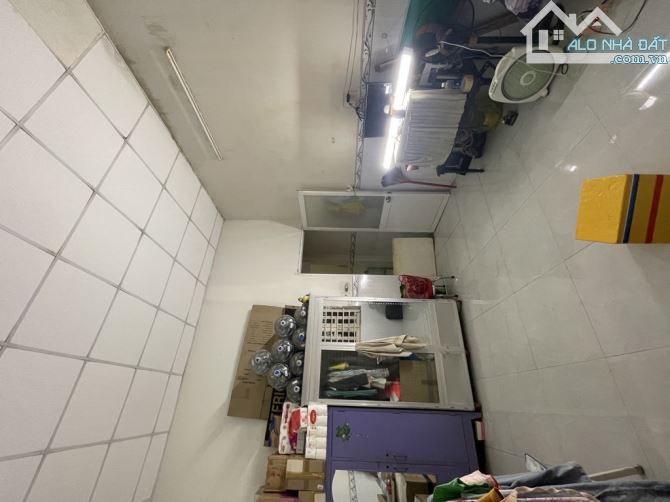 BÁN NHÀ BÌNH TÂN -BÌNH TÂN -KẾ KHU TÊN LỬA, NHÀ 3 TẦNG, 68m2   HXH, SÁT CHỢ LÊ ĐÌNH CẨN - 3
