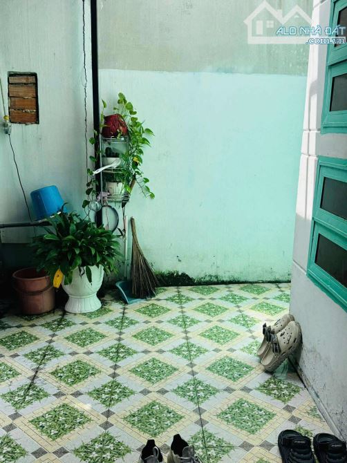 Bán Nhà Xóm Bắp gần Trường THPT Nguyễn Hữu Cầu, 65m2, 2 Tầng, Đường 3.5m giá cực rẻ. - 3