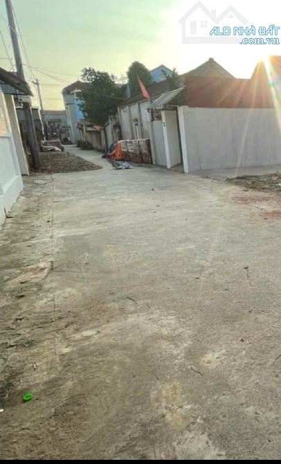 CHỊ HẢO CẦN BÁN ĐẤT 100M² GIÁ 1,9 TỶ – THÔN BẮC VỌNG- XÃ BẮC PHÚ -SÓC SƠN -HN   👉Diện tí - 3
