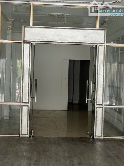Cho Thuê Nhà  Mặt Tiền 325 Trường Chinh Ngay Nguyễn Hồng Đào 4.2x25 5 tầng 45tr - 3