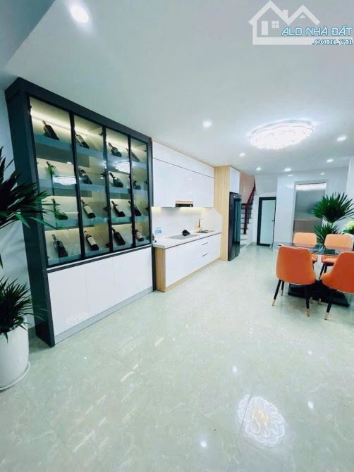 Siêu phẩm Đội Cấn, 2p ra phố, nhà mới, thang máy, kinh doanh, ở ngay, 45m2*6T, giá 8.3 tỷ - 3