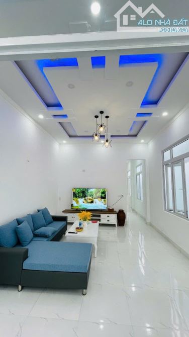 Nhà hẻm cấp 1 đường Amakhe, 3,85ty - 3