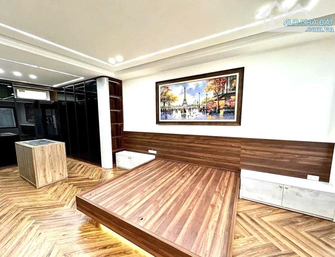 Nhà Đẹp tại Ngọc Thụy, Vị Trí gần Trung Tâm, VF5 Tránh Nhau - Kinh Doanh Spa, Cho Thuê OK - 3