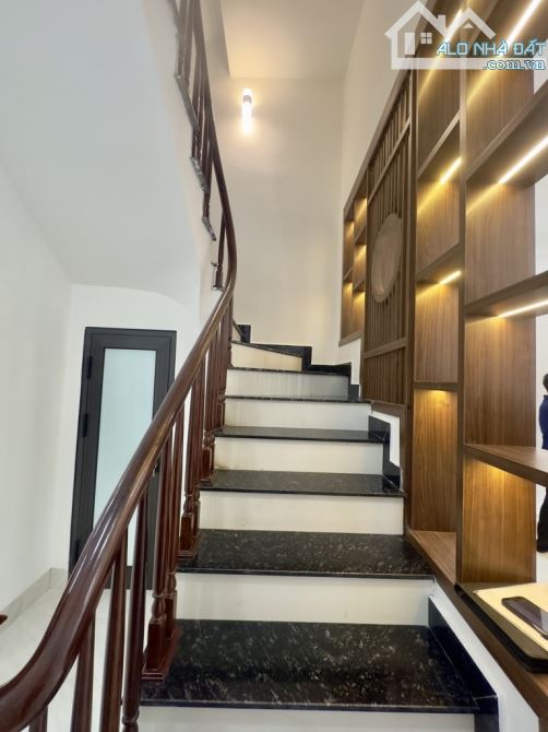 -XUÂN LA - TÂY HỒ - PHÂN LÔ CÁN BỘ - DT 51M - 6 TẦNG - Ô TÔ ĐỖ 30M - NGAY PHỐ - NGÕ Ô TÔ - 3