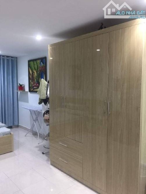 Bán nhà Tô Hiến Thành Q.10, 5 tầng, có ban công và sân thượng, sổ đẹp, nhỉnh 5 tỷ - 3