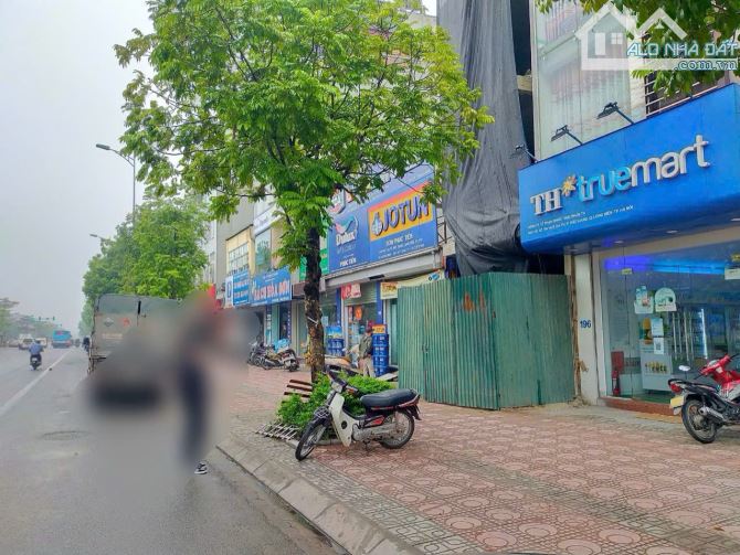 Bán nhà mặt phố Ngô Gia Tự, Vị trí thuận tiện giao thông, kinh doanh tốt - 3