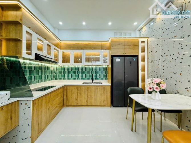 Nhà Gò Vấp 4 tỷ 98 hẻm thông 3 tầng 3 phòng ngủ SHR Nguyễn Tư Giãn Phường 12 - 3