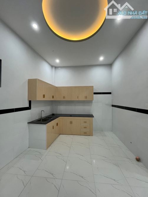 CHỦ GỞI BÁN NHÀ 1 TRỆT 1 LẦU (HOÀN CÔNG). DT: 60M2 THUỘC P. TÂN VẠN. GIÁ CHỈ 2,5 TỶ - 3