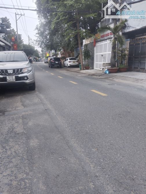 +NHÀ CẦN BÁN GẮP ,Đ PHAN VĂN HỚN ,DT120M2 ,Q HÓC MÔN ,CHỈ 4,4TỶ - 3