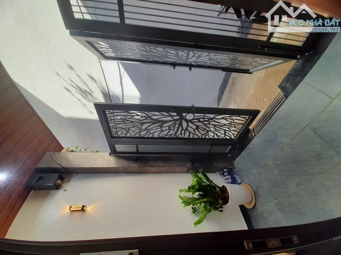 GIÁ RẺ! NHÀ 2 TẦNG MỚI ĐẸP– NỘI THẤT XỊN – HUỲNH NGỌC HUỆ, TRUNG TÂM– VÀO Ở NGAY - 3