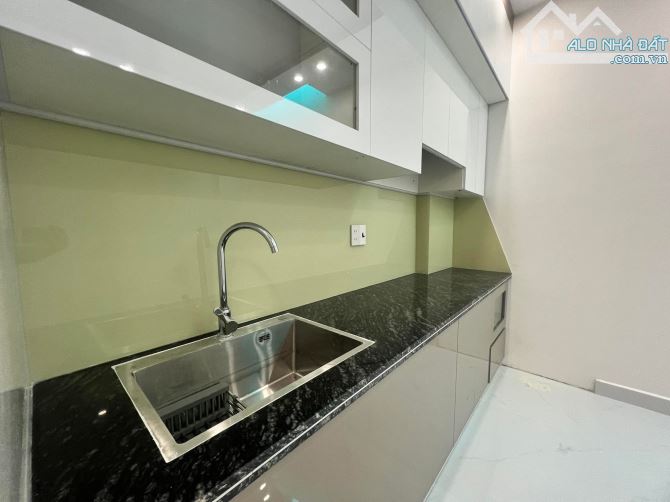 🏡 Nhà tại Sở Dầu – Hồng Bàng (duy nhất còn 1 căn) 📍 Địa chỉ: Chân, Sở Dầu, Hồnn - 3