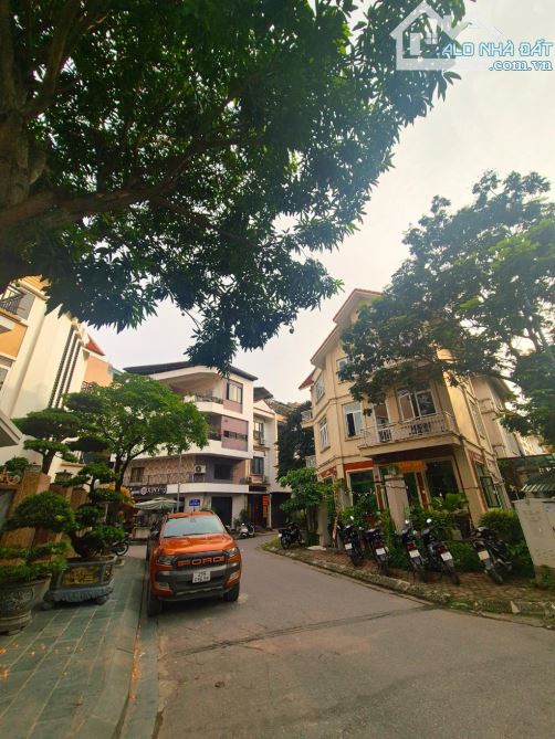 🏡 NHỈNH 12 TỶ – 65m² – 3 TẦNG – MẶT TIỀN SIÊU RỘNG – LÀNG VIỆT KIỀU CHÂU ÂU - 3