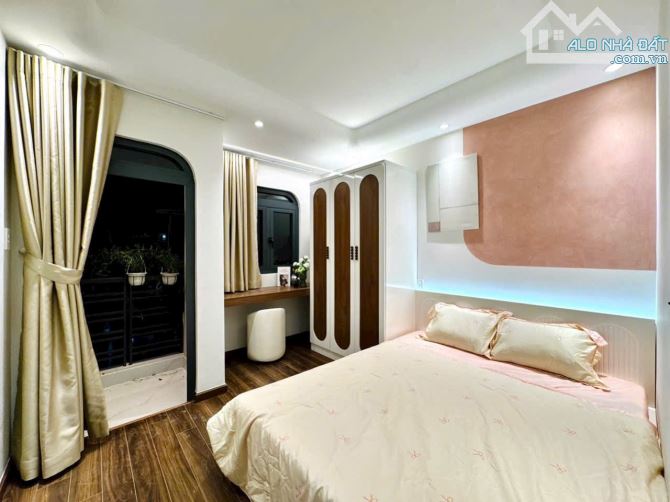 Bán Nhà Phú Nhuận, Nhà Đẹp 5 Tầng - Sát Khu Phan Xích Long - Full Nội Thất - Hơn 7 Tỷ xíu - 3