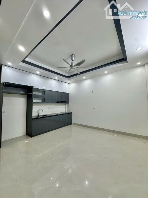 BÁN NHÀ ĐẸP 3.05 TỶ 3 TẦNG 58M2 ( ĐÔNG NAM) NGÕ TRƯỜNG CHINH - 3