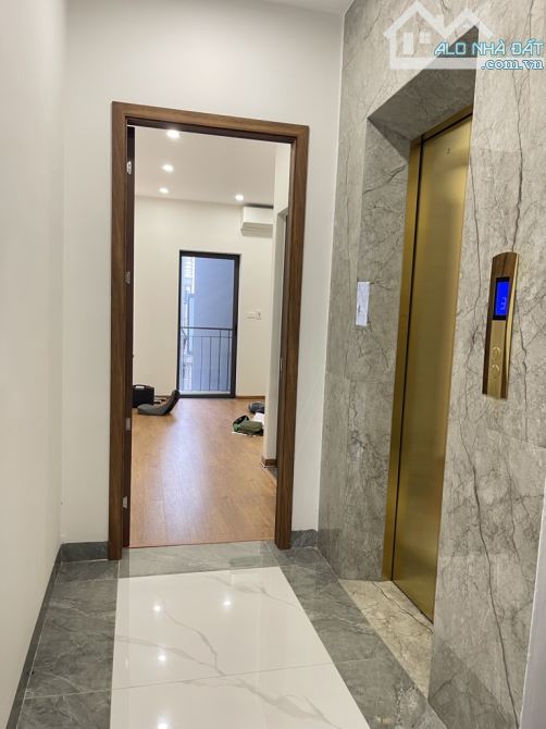 Nhà đẹp Phố Ngọc Thụy 75m2, 5 tầng, ô tô, thang máy, gần trường Việt Pháp - 3