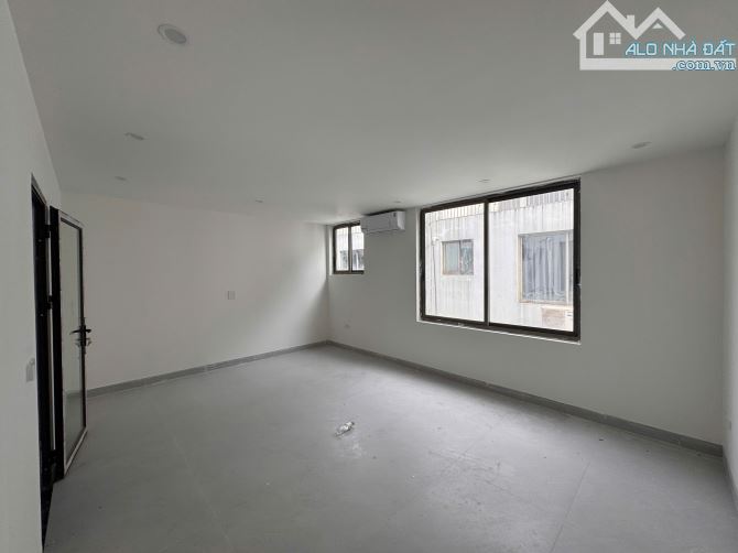 Cho thuê nhà nguyên căn Khu đô thị Khai Sơn City - 90m² x 6 tầng, thang máy, điện mặt trời - 3