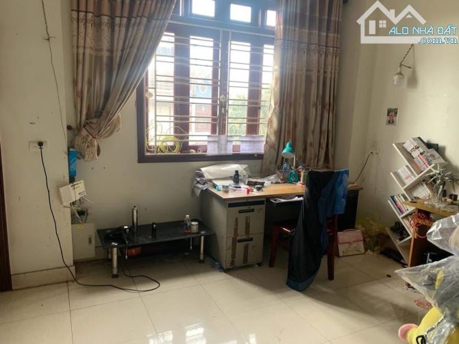 ĐỊNH CƯ ÚC CẦN BÁN GẤP NHÀ PHÂN LÔ PHỐ LIỄU GIAI BA ĐÌNH 50M 5 TẦNG LÔ GÓC OTO TRÁNH VÀO N - 3