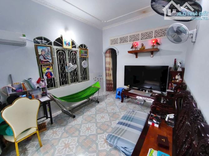 🏠CCDV-MS.N22 Bán nhà 1 trệt 1 lầu mặt tiền đường Phạm Văn Dinh p Rạch Dừa tp HCM. Giá 12 - 4