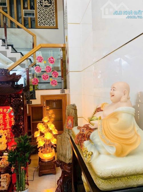 SIÊU PHẨM 5 TẦNG – HẺM 8M XE TẢI – LÊ VĂN QUỚI, BHHA, BÌNH TÂN DT68m2(4x16) GIÁ 8.2 TỶ - 4