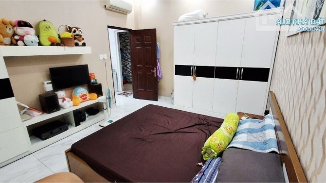Bán gấp biệt thự mini. 155m2. Ngan 8m. Liên khu 4-5. Chỉ 11.3ty - 4