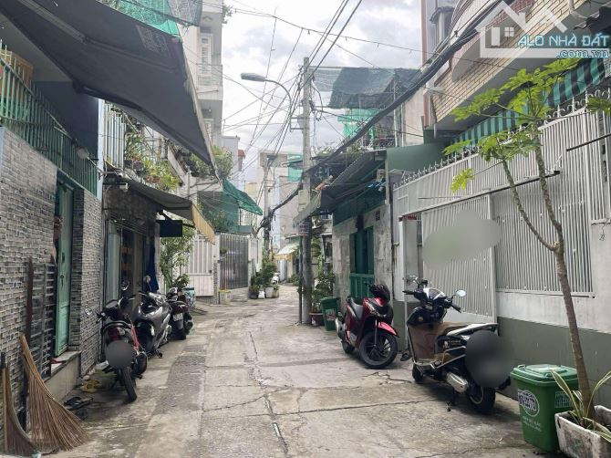Q7 4x15M HẺM 5M RỘNG SẠCH GẦN KDC NAM LONG NHÀ CHÍNH CHỦ 1 ĐỜI GẦN CHỢ 6.x T - 4