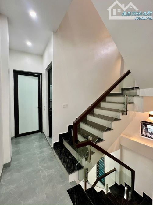BÁN NHÀ ĐẸP 2.298 TỶ 3 TẦNG 52M2 NGÕ CỰC NGẮN LƯƠNG THẾ VINH - 4